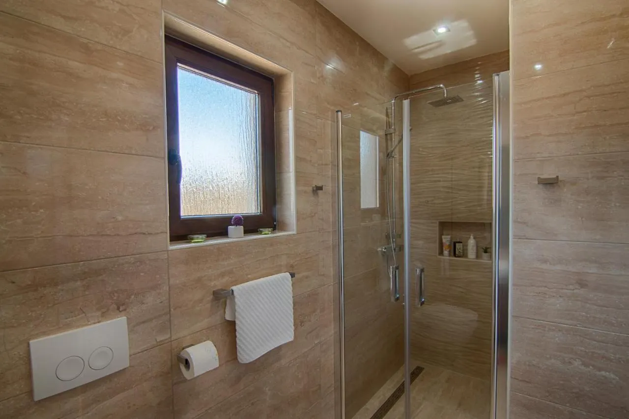 Modern Villa With Pool, Sea View, Near The Sea And The Beach - By Traveler Tourist Agency Krk Id 2168 Pinezici